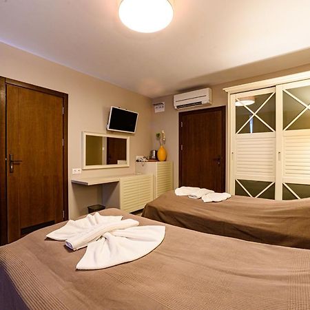 Antique Boutique Hotel Pavel Banea Exterior foto