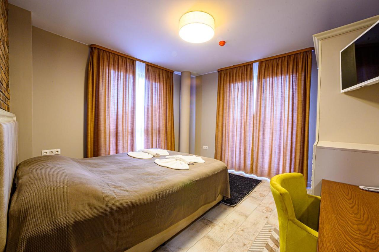 Antique Boutique Hotel Pavel Banea Exterior foto