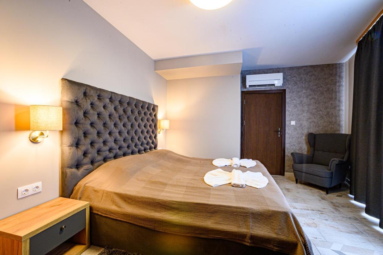 Antique Boutique Hotel Pavel Banea Exterior foto
