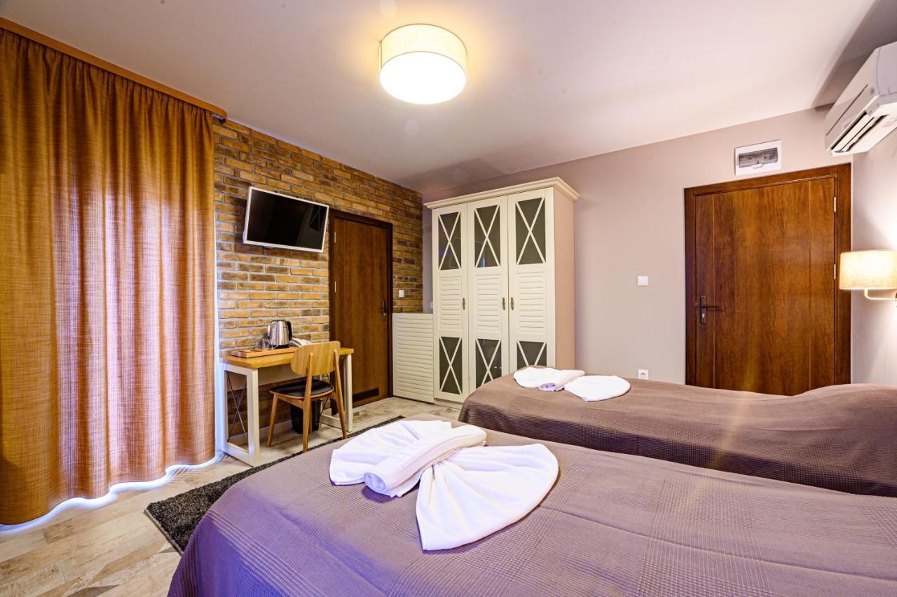 Antique Boutique Hotel Pavel Banea Exterior foto