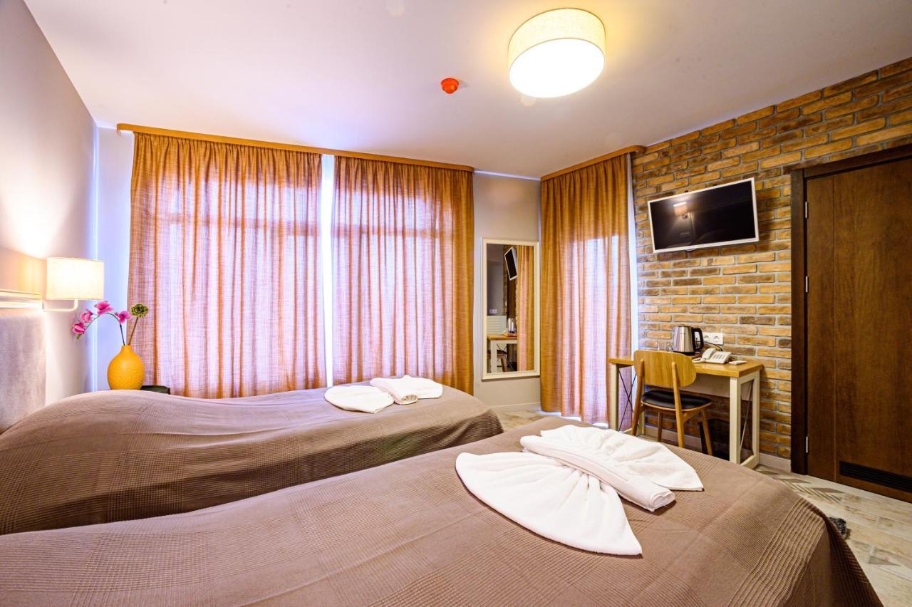 Antique Boutique Hotel Pavel Banea Exterior foto